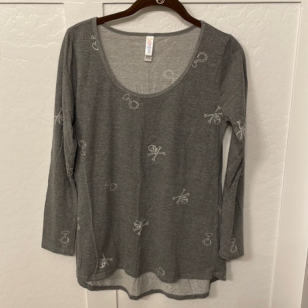 Lularoe Lynnae top